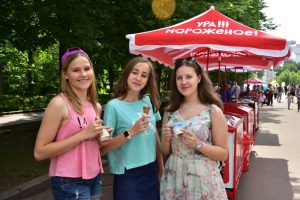 Москвичи съедают пять килограмм мороженого в год. Фото: архив "Вечерней Москвы", Антон Гердо.