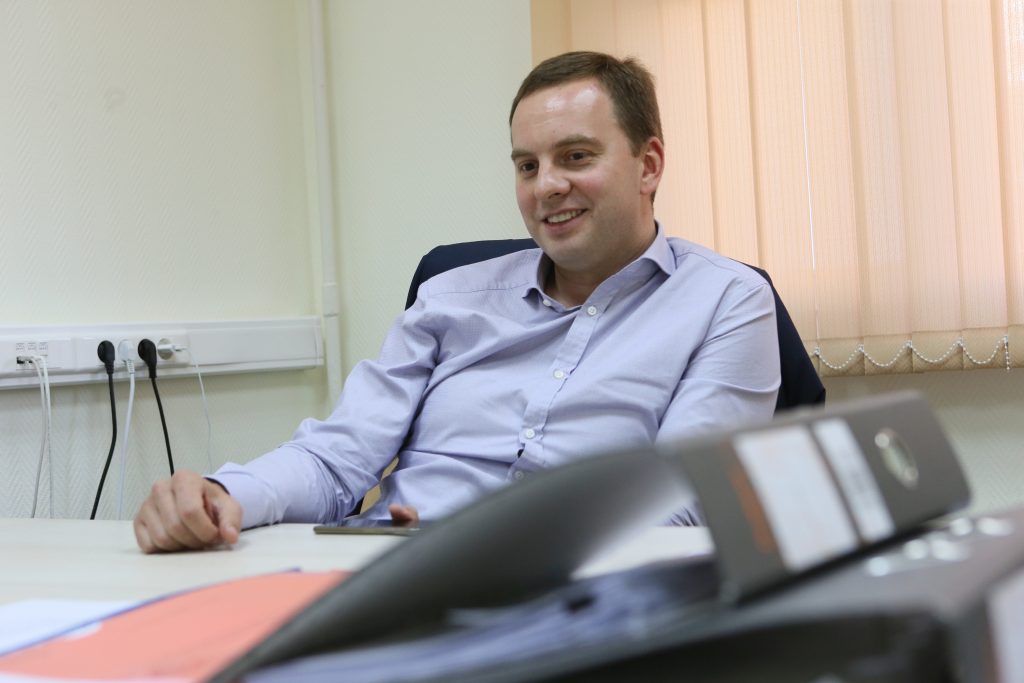 Алексей Кондаранцев, зампрефекта ТиНАО по вопросам торговли и услуг (фото сделано 21 сентября 2015 года).
