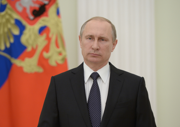 Владимир Путин заявил о вмешательстве «недальновидных политиканов» в спорт