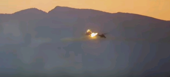 Боевики ИГИЛ* сбили российский вертолет в Сирии