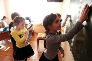 На сегодняшний день помещение рассчитано на 350 учебных мест. Фото: архив, "Вечерняя Москва"