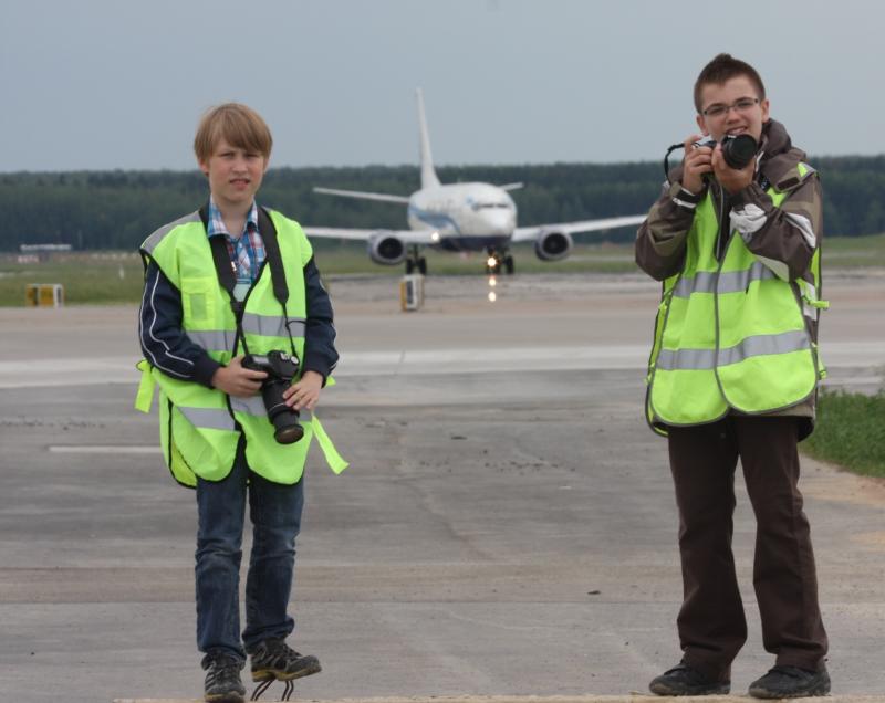 Семидесятипятилетие аэропорта Внуково отметили наблюдением за самолетами
