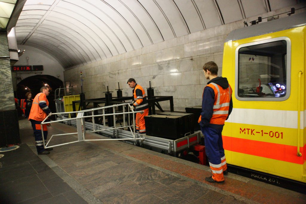 Непогода: Московское метро перешло на усиленный режим работы
