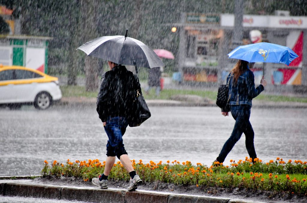 В Москве на 22 сентября введен оранжевый уровень опасности погоды