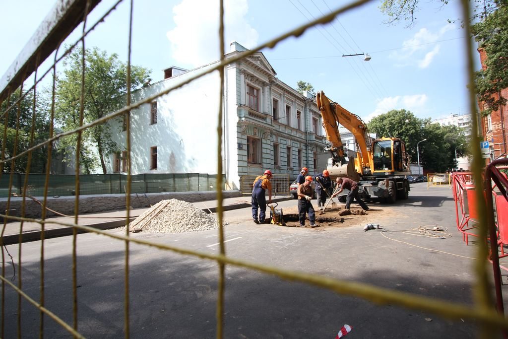 В Первомайском продолжается ремонт дорог. Фото: архив "Вечерней Москвы"