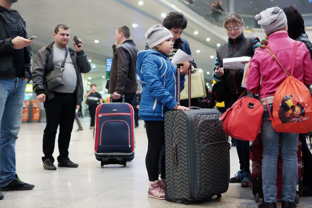 Более 50 рейсов ждут вылета из «Домомедово» и «Шереметьево»