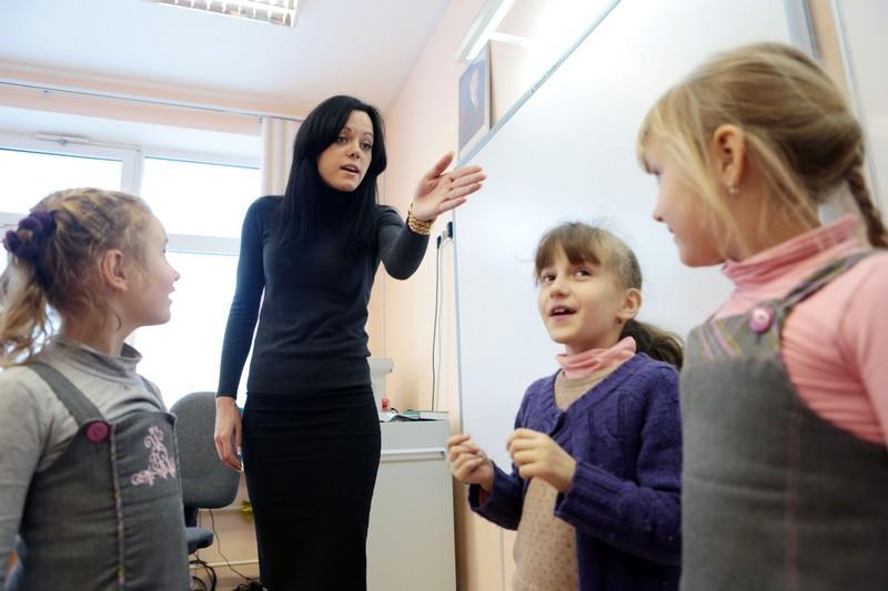 Дом слепоглухих Первомайского поселения открыл набор на курсы жестового языка