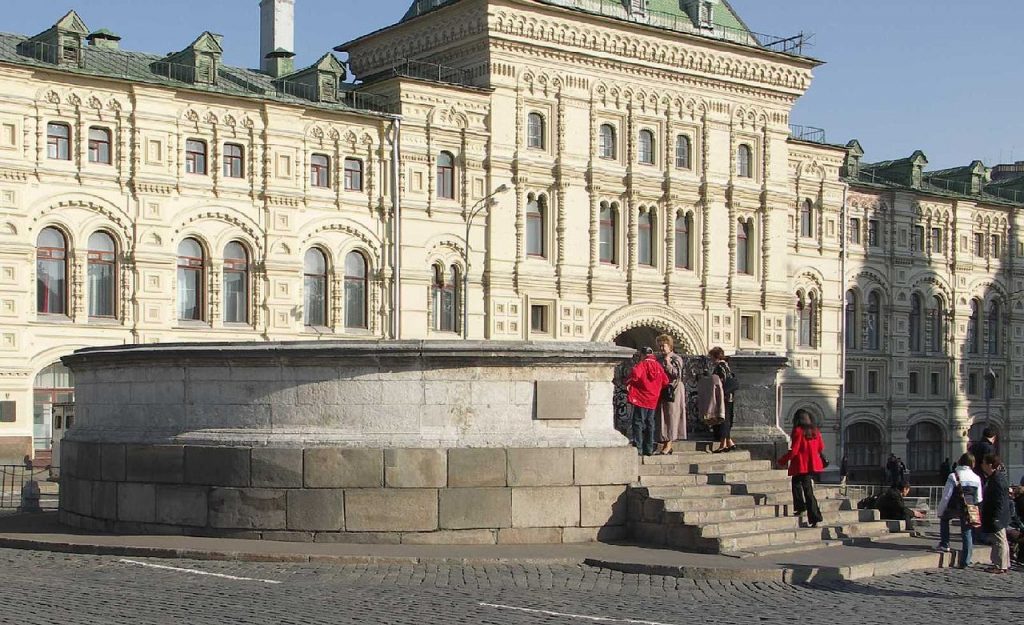 На Красной площади могут построить гигантский музейный комплекс