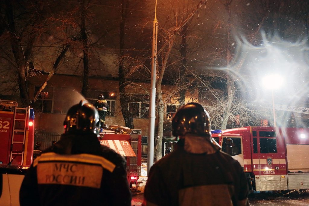 В Новой Москве потушили 450-метровый пожар на складе