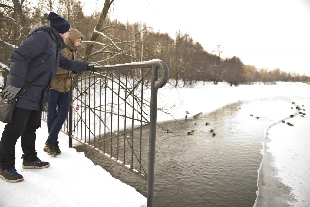 В поселении Вороновское обновили информационные знаки вблизи водных объектов