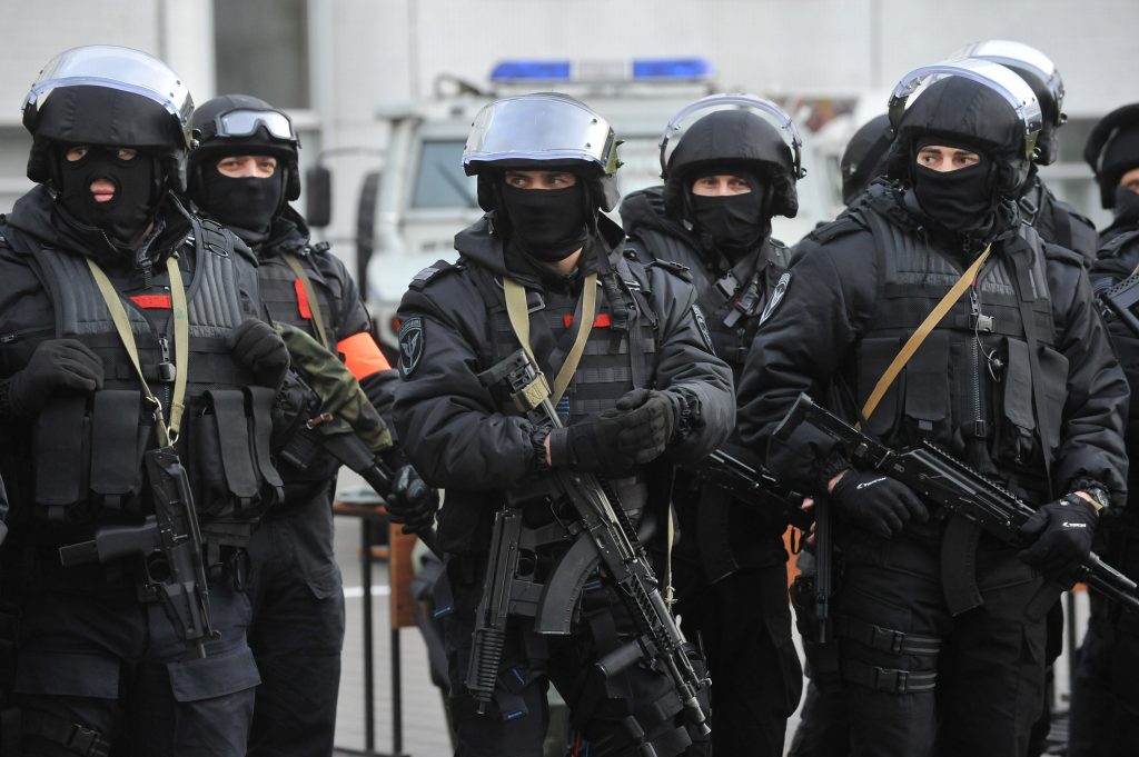 ФСБ задержала соратников ИГИЛ* за подготовку терактов в Москве