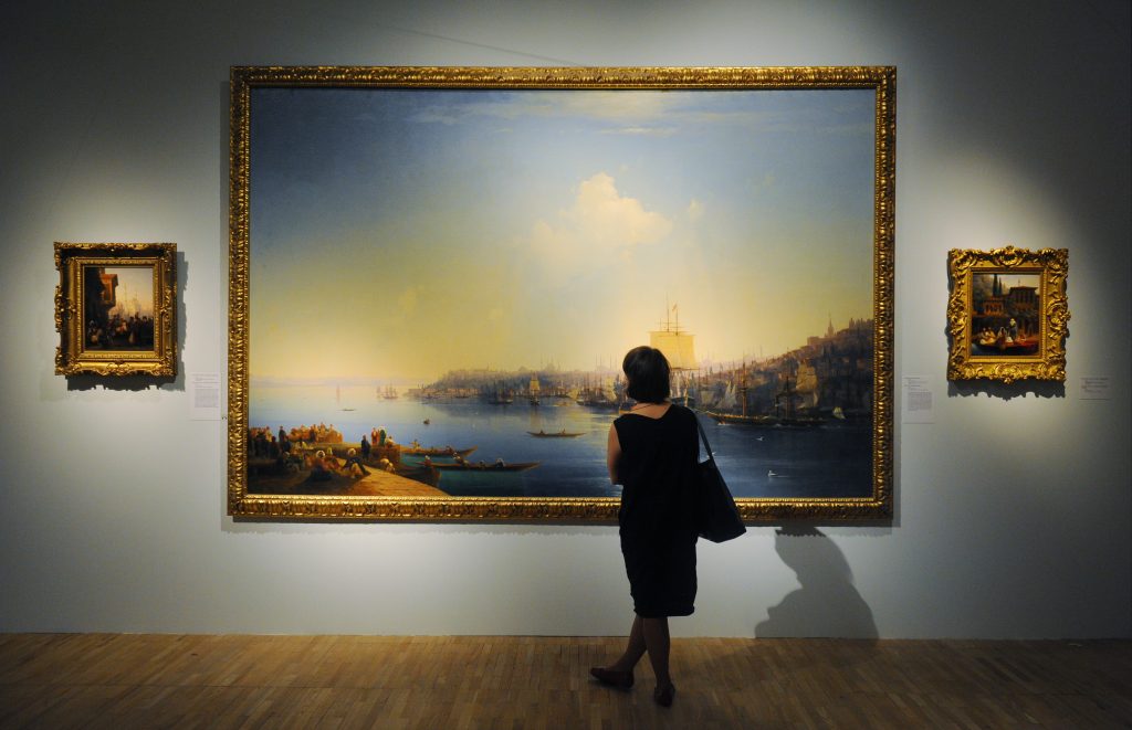 Третьяковка запустит «ночные посещения» выставки Айвазовского