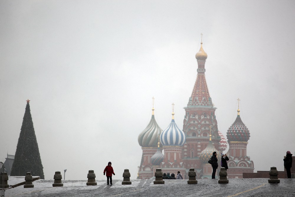 Треть ноябрьской нормы снега выпала в Москве за одни сутки