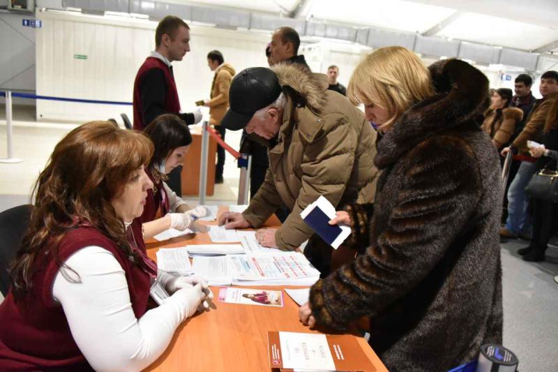 Миграционный центр в Сахарово выдал 800-тысячный патент на работу