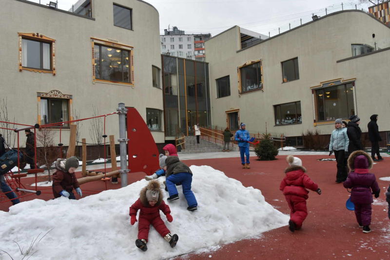 За счет внебютжетных средств в Новой Москве построили 24 детских сада. Фото: архивное