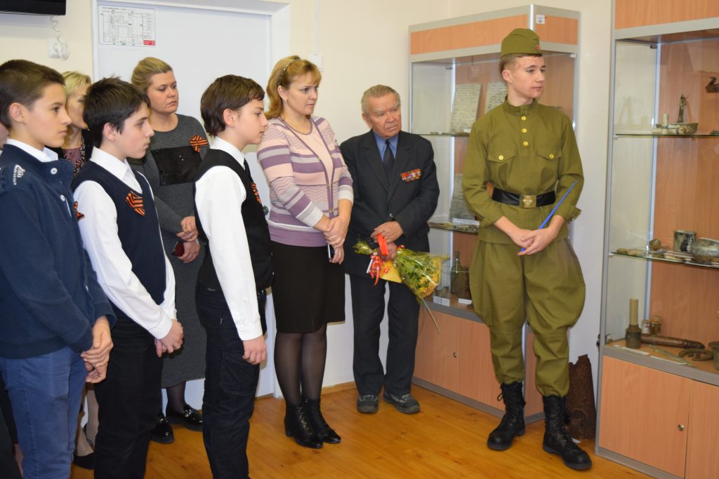Музей боевой славы открылся в школе Московского