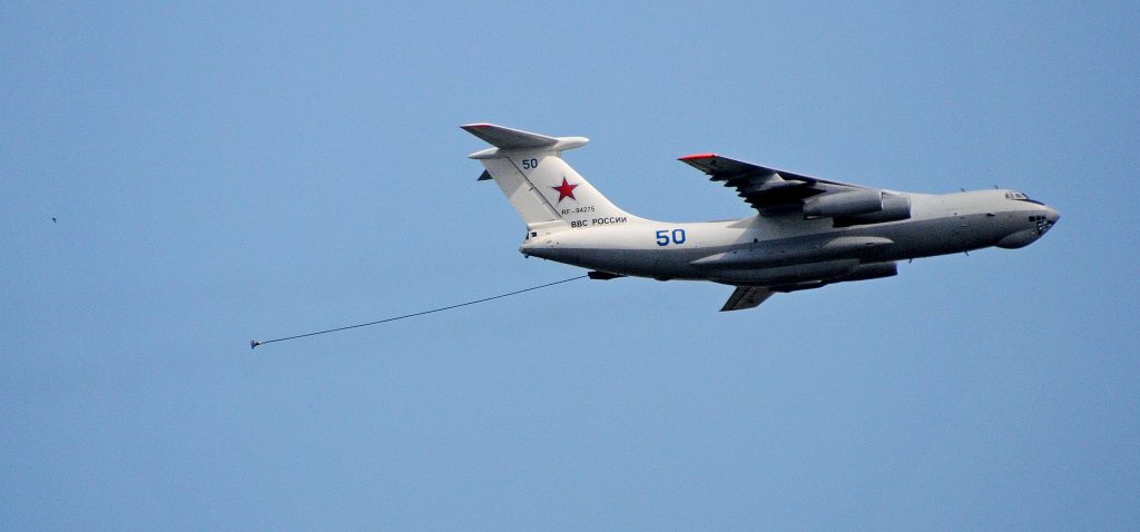 Самолет Ту-154 разбился в черном море. Фото: "Вечерняя Москва"