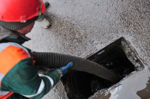 Работы решили провести по инициативе депутатов Щербинки. Фото: Александр Казаков, "Вечерняя Москва".