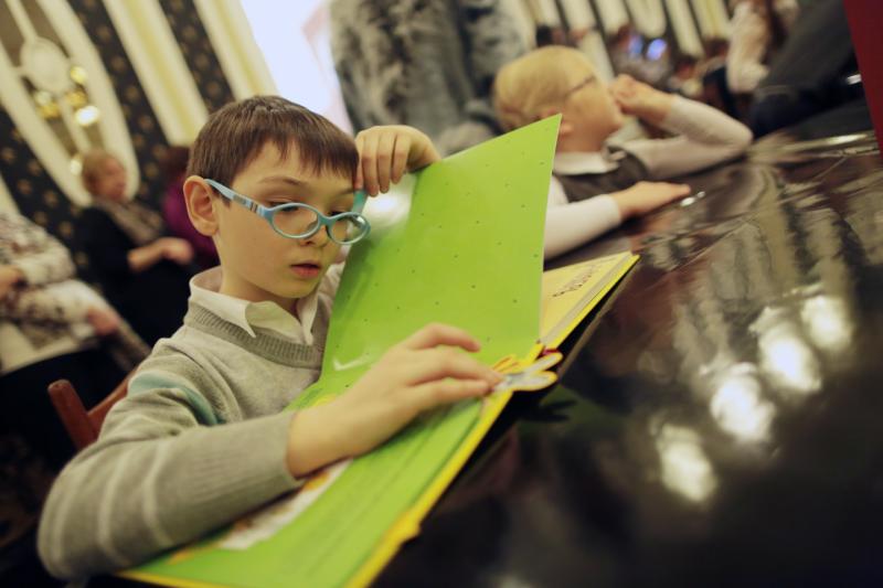 Библиотека имени Михайловых пополнит фонд книгами для слабовидящих