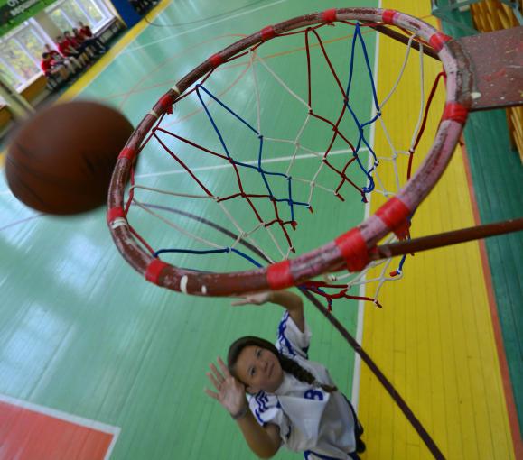 Школьники сразятся на право представить Новую Москву на городских соревнованиях по баскетболу. Фото: архив, "Вечерняя Москва"