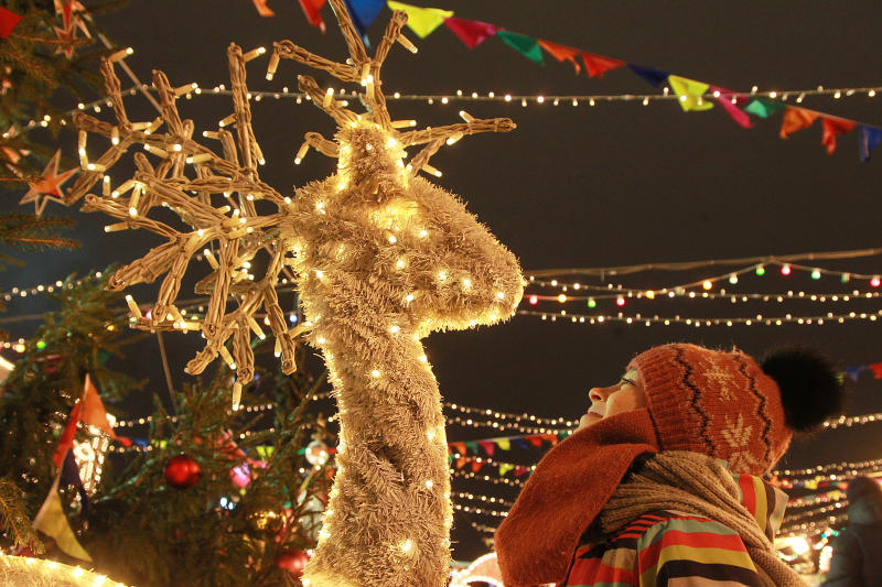 Площадки фестиваля «Путешествие в Рождество» открылись после морозов