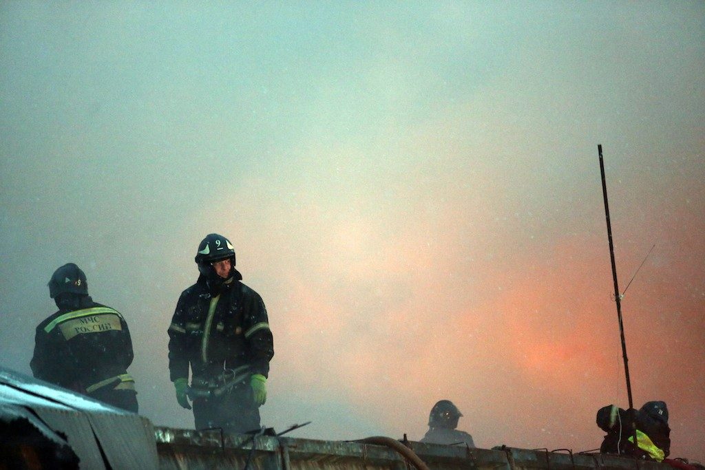 МЧС тушит 300-метровый пожар в Новой Москве