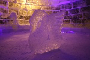 Ледяные фигуры демонтируют в Сосенском. Фото: архив, "Вечерняя Москва"