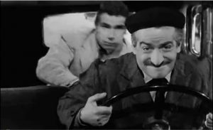 Кадр из к/ф "Такси, прицеп и коррида", 1958 год, реж. Андре Юнебель