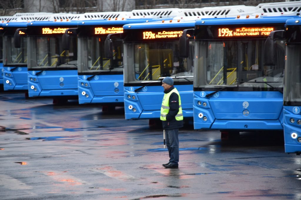 Маршруты пяти автобусов изменятся в Новой Москве