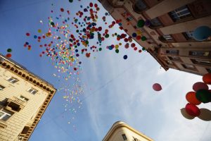 Москвичей поздравят с 1 Мая гигантскими цифровыми открытками. Фото: архив, "Вечерняя Москва"