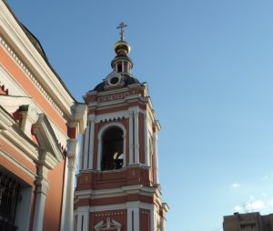 Полиция ищет похитителя иконы из храма в центре Москвы