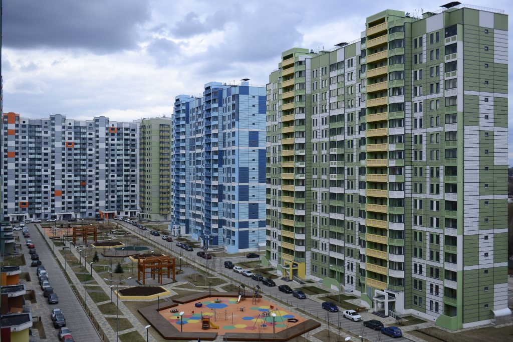 С начала года адреса в Новой Москве получили более пяти тысяч зданий
