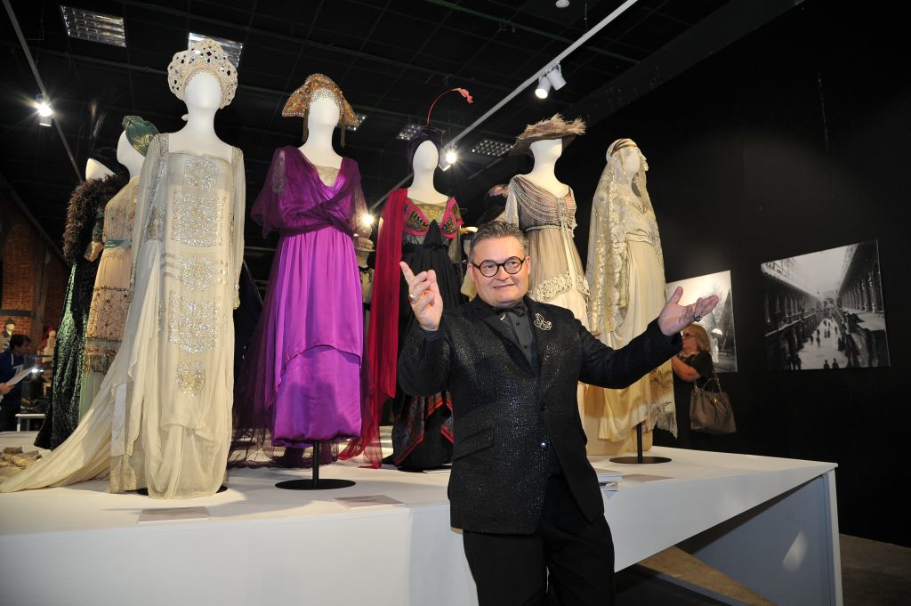 Модные платья времен Революции представили в Музее Москвы