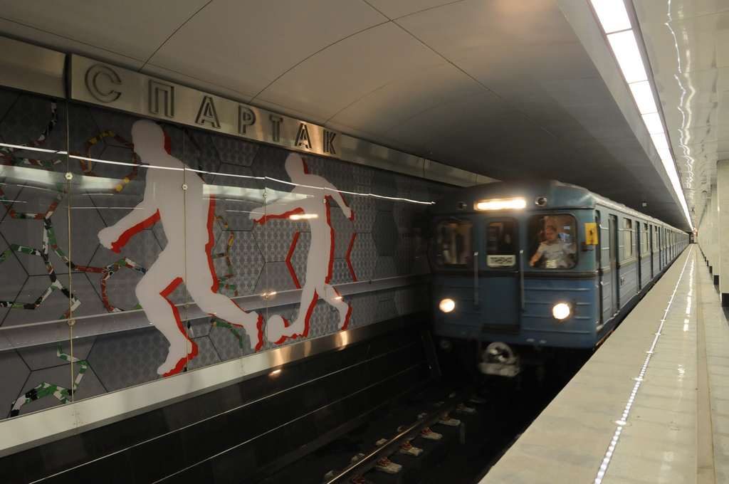 Две станции метро переведут на специальный режим. Фото: "Вечерняя Москва" 