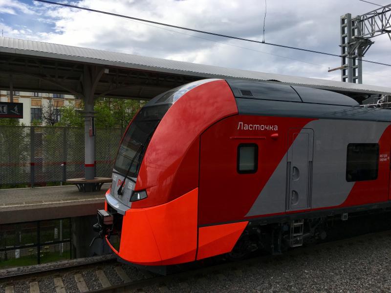 Новый поезд «Ласточка» с дополнительными ручками-держателями запустят на МЦК
