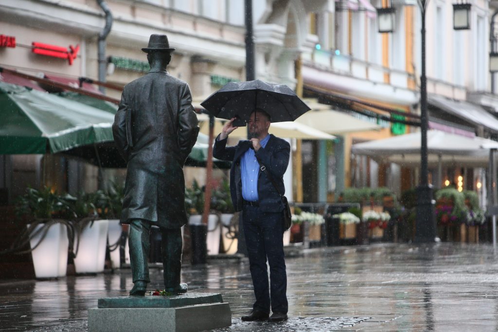 Дожди вновь накрыли Москву