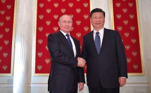Владимир Путин наградил Си Цзиньпина высшим орденом России