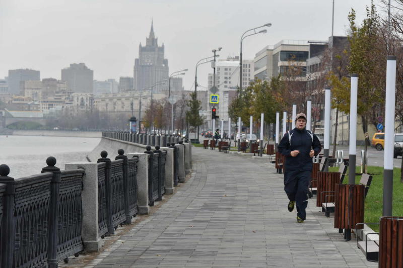 Вдоль набережных Москвы-реки появятся километры пешеходных маршрутов