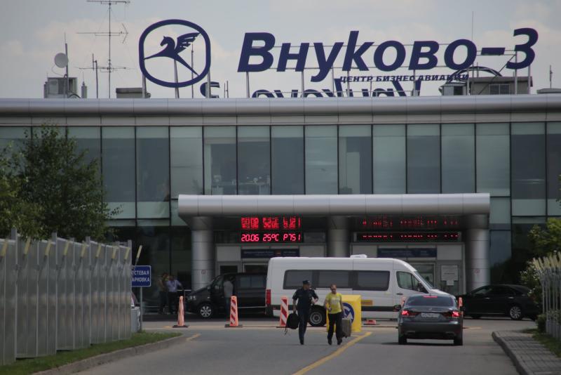 Московские аэропорты задержали и отменили около 40 вылетов