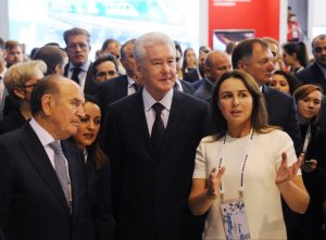 Мэр Москвы Сергей Собянин на урбанистическом форуме на ВДНХ