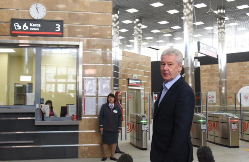 Собянин открыл северный вестибюль станции МЦК «Кутузовская»