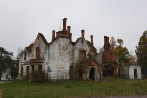 Руины усадьбы Крекшино. Фото: Виктор Хабаров
