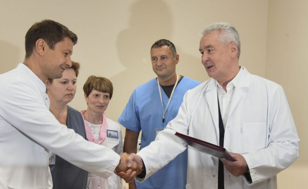 Собянин принял решение о выделении грантов для реанимационных отделений больниц