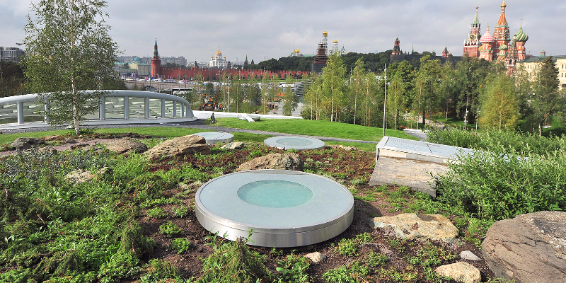 Парк «Зарядье» стал подарком москвичам в День 870-летия города
