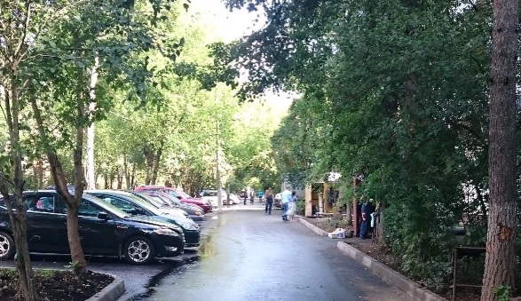 Для парковки автомобилей в Щербинке выделили 29 зон. Фото: официальная страница Администрации городского округа Щербинка в социальных сетях