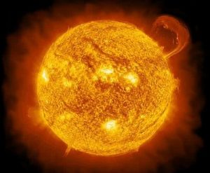 Мощный взрыв на Солнце может вызвать полярное сияние над Москвой
