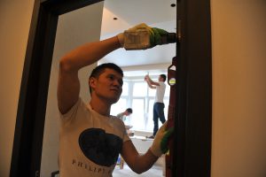 Ремонт начался в спортивном зале центра «Надежда» в Первомайском. Фото: Светлана Колоскова, «Вечерняя Москва»