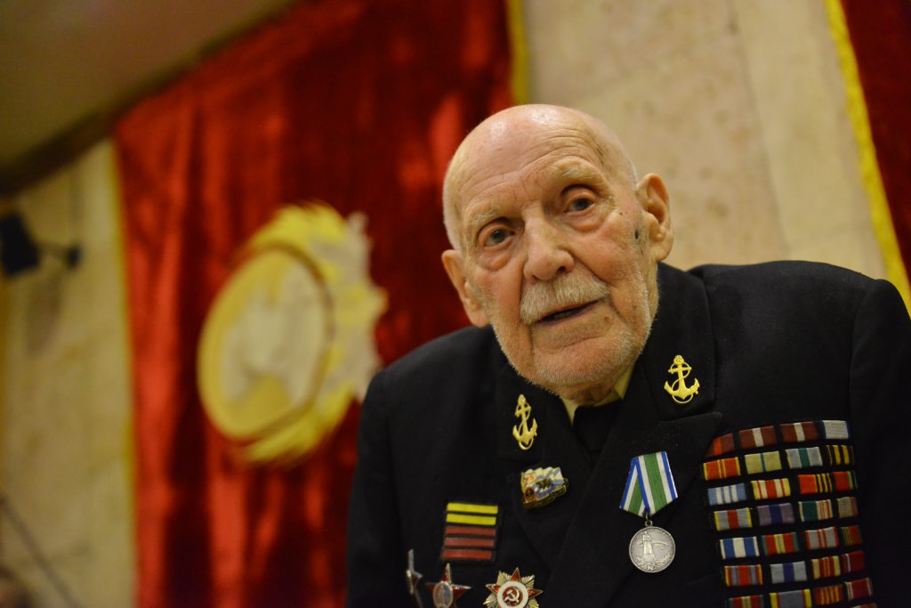Собянин подписал решение об оказании матпомощи ветеранам к годовщине Битвы за Москву