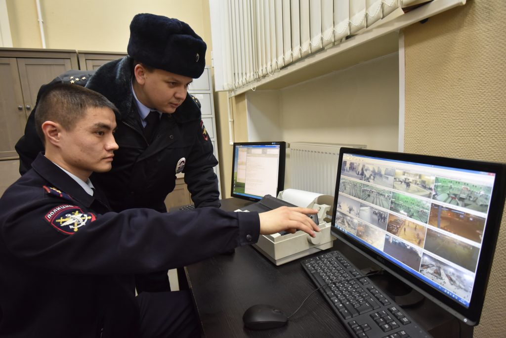 Сотрудники полиции задержали подозреваемого в Новой Москве. Фото: архив, "Вечерняя Москва"