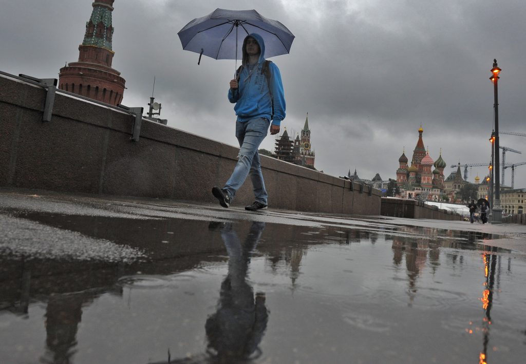 Москву ждут последние выходные с дождем вместо снега